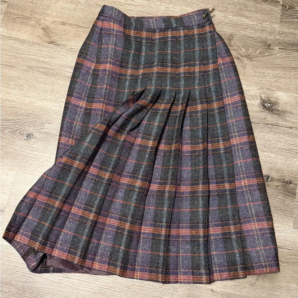 Vintage Breckenridge Quarter-pleated wool skirt - Picture 3 of 7